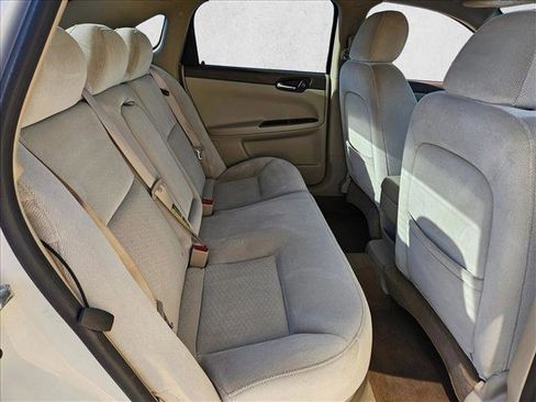 Used 2006 Chevrolet Impala LT FWD image 23
