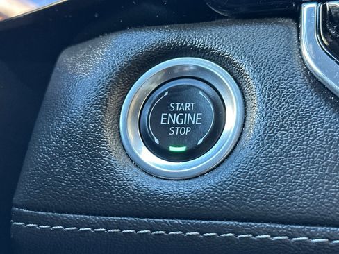 Used 2024 Chevrolet Colorado LT w/ LT Convenience Package image 28