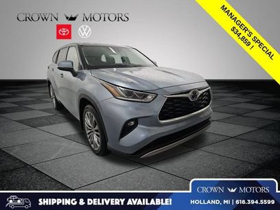 Used 2022 Toyota Highlander Platinum
