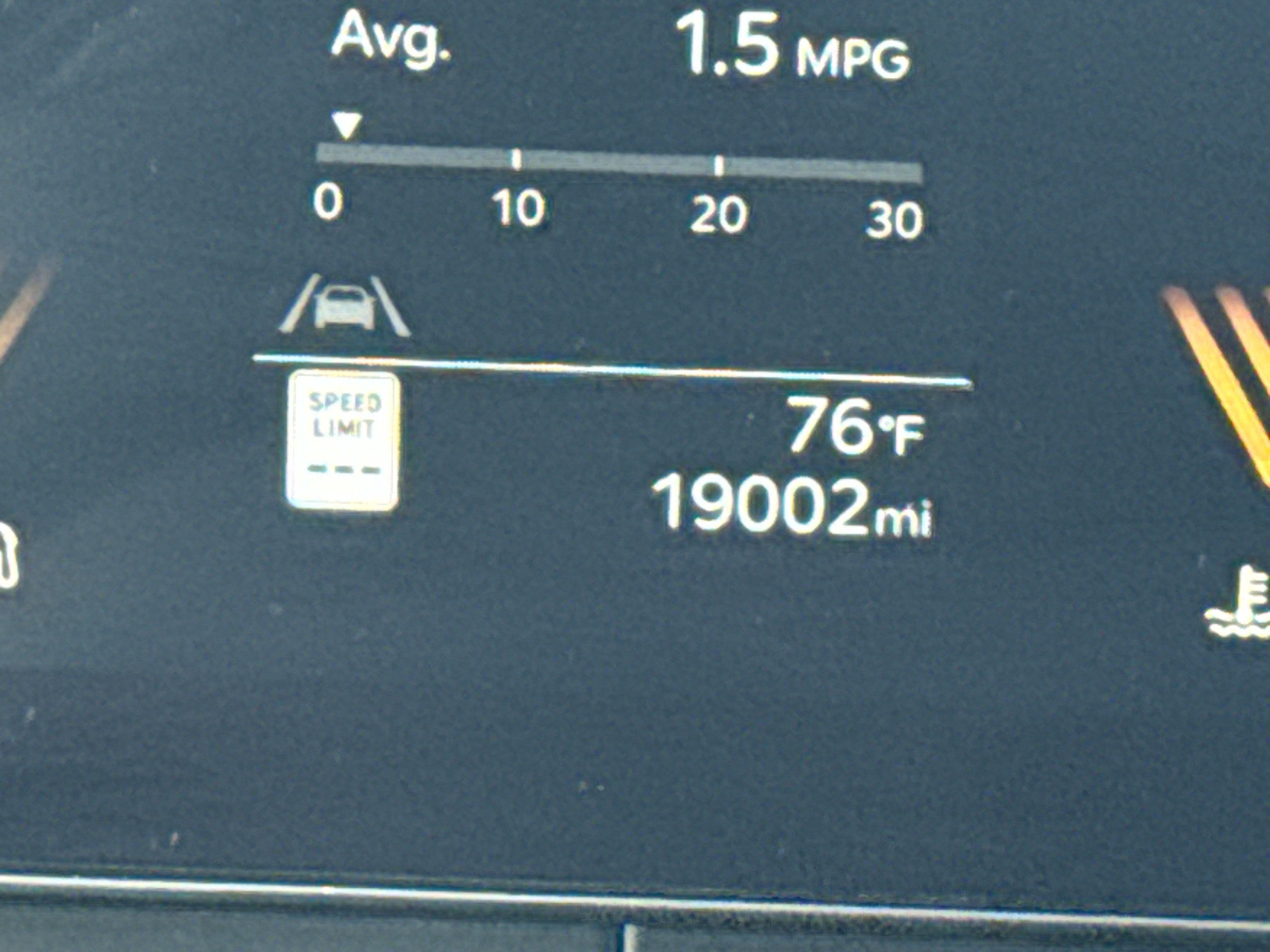 Used 2026 Kia Carnival FWD image 22