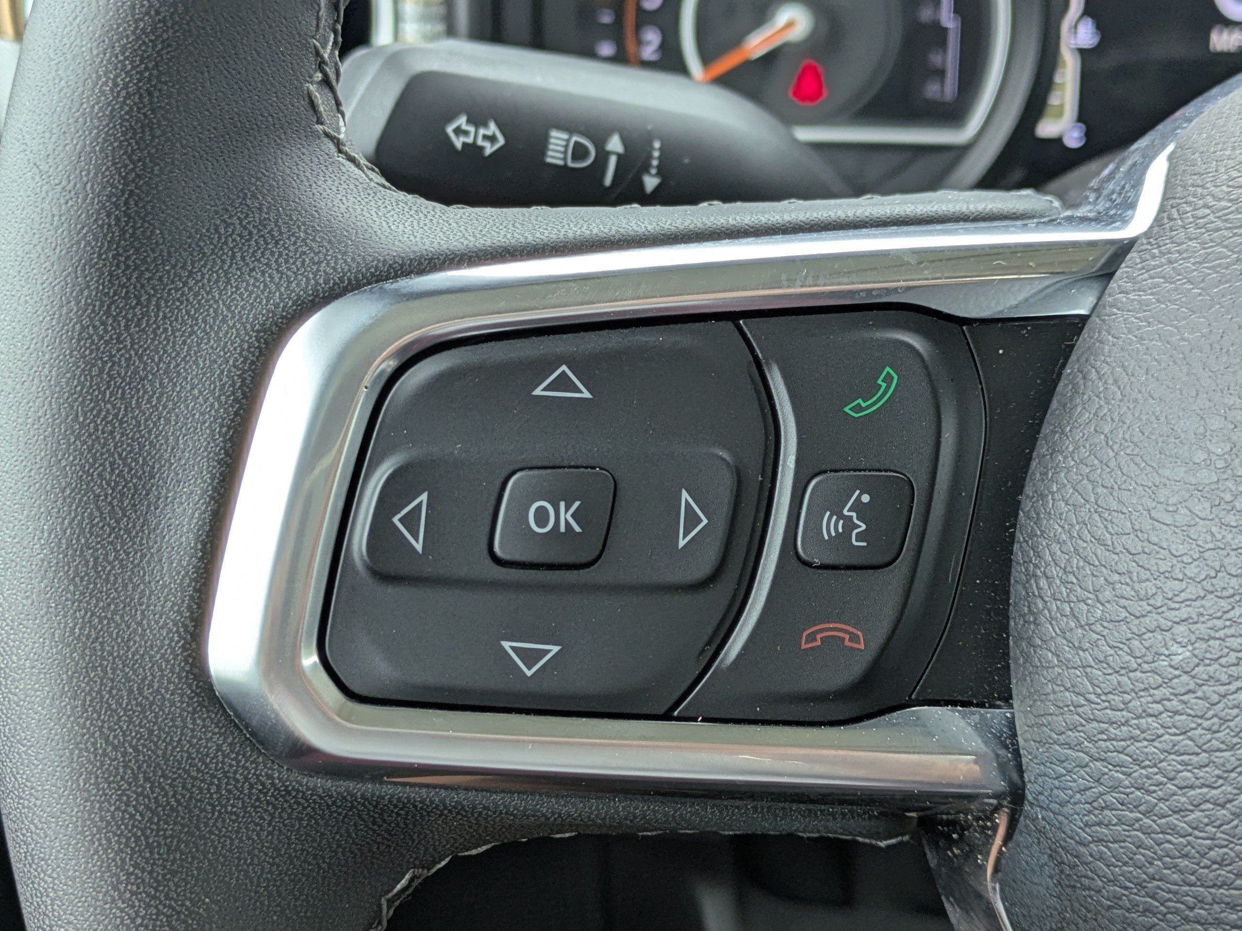 Used 2026 Jeep Wrangler Unlimited Sahara AWD/4WD image 19
