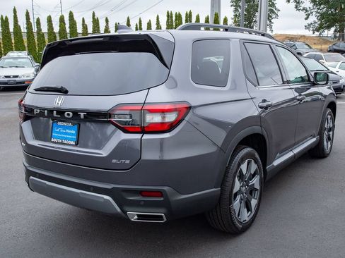 New 2026 Honda Pilot Elite image 6