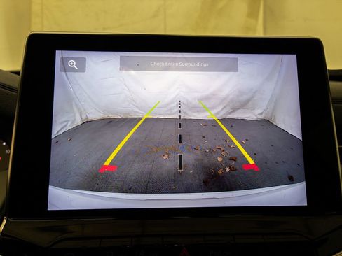 Used 2025 Jeep Compass Limited image 27