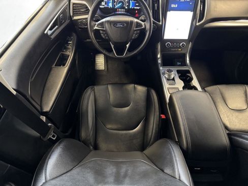 Used 2022 Ford Edge Titanium image 23