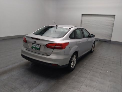 Used 2016 Ford Focus SE image 9