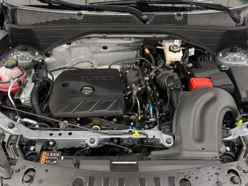 New 2026 Chevrolet TrailBlazer LT w/ Midnight Edition AWD/4WD image 8