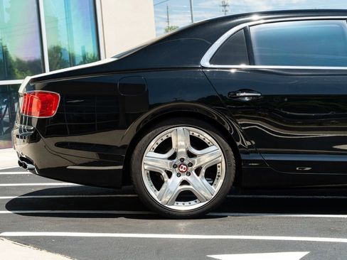 Used 2015 Bentley Flying Spur V8 AWD/4WD image 12