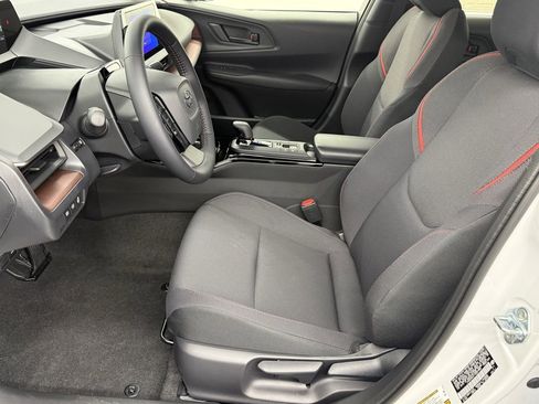 New 2026 Toyota Prius SE image 15
