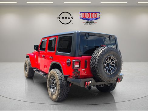 Used 2019 Jeep Wrangler Unlimited Rubicon AWD/4WD image 4