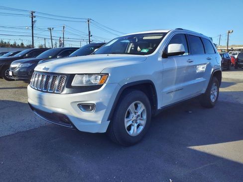 Used 2014 Jeep Grand Cherokee Laredo w/ Quick Order Package 23E image 3