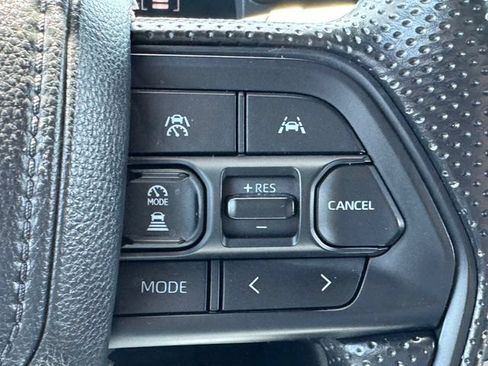 Used 2026 Toyota Tacoma SR5 AWD/4WD image 18