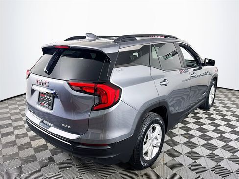 Used 2021 GMC Terrain SLE w/ Driver Convenience Package image 7