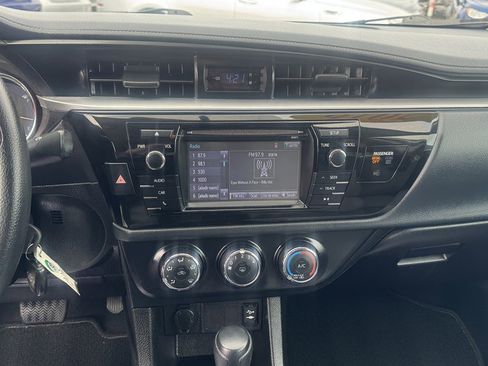 Used 2016 Toyota Corolla L image 18