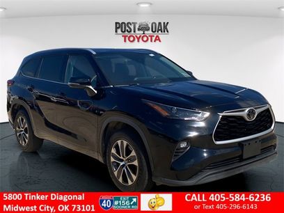 Used 2022 Toyota Highlander XLE