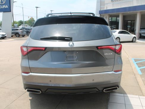 Used 2023 Acura MDX SH-AWD w/ Advance Package image 6