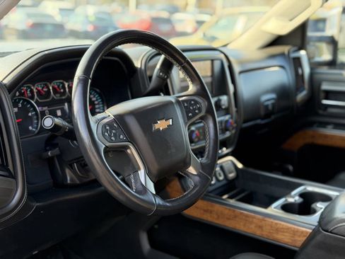 Used 2019 Chevrolet Silverado 3500 High Country w/ Duramax Plus Package image 32