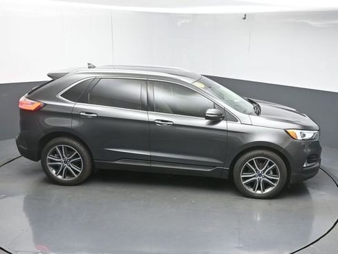 Used 2019 Ford Edge Titanium w/ Cold Weather Package image 45