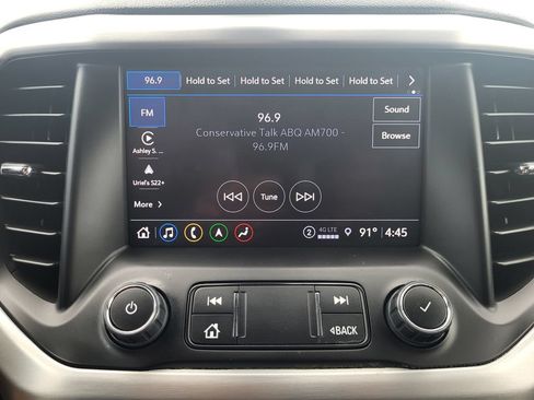 Used 2023 GMC Acadia SLT AWD/4WD image 13