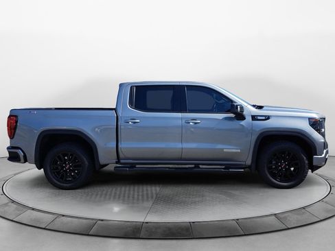Used 2023 GMC Sierra 1500 Elevation w/ Elevation Premium Package AWD/4WD image 8
