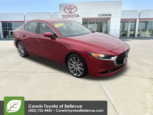 Used 2019 MAZDA MAZDA3 Sedan w/ Preferred Package image 1