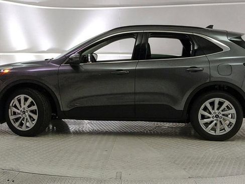 Used 2021 Ford Escape Titanium w/ Titanium Elite Package AWD/4WD image 6