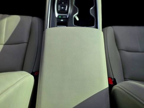 Used 2020 Honda Accord Touring image 22