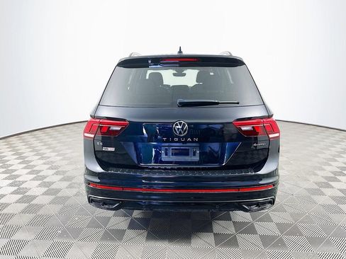 Used 2023 Volkswagen Tiguan SE R-Line AWD/4WD image 9