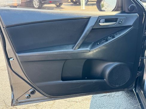 Used 2010 MAZDA MAZDA3 i Touring FWD image 13