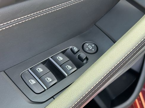 Certified 2026 BMW X6 xDrive40i image 15