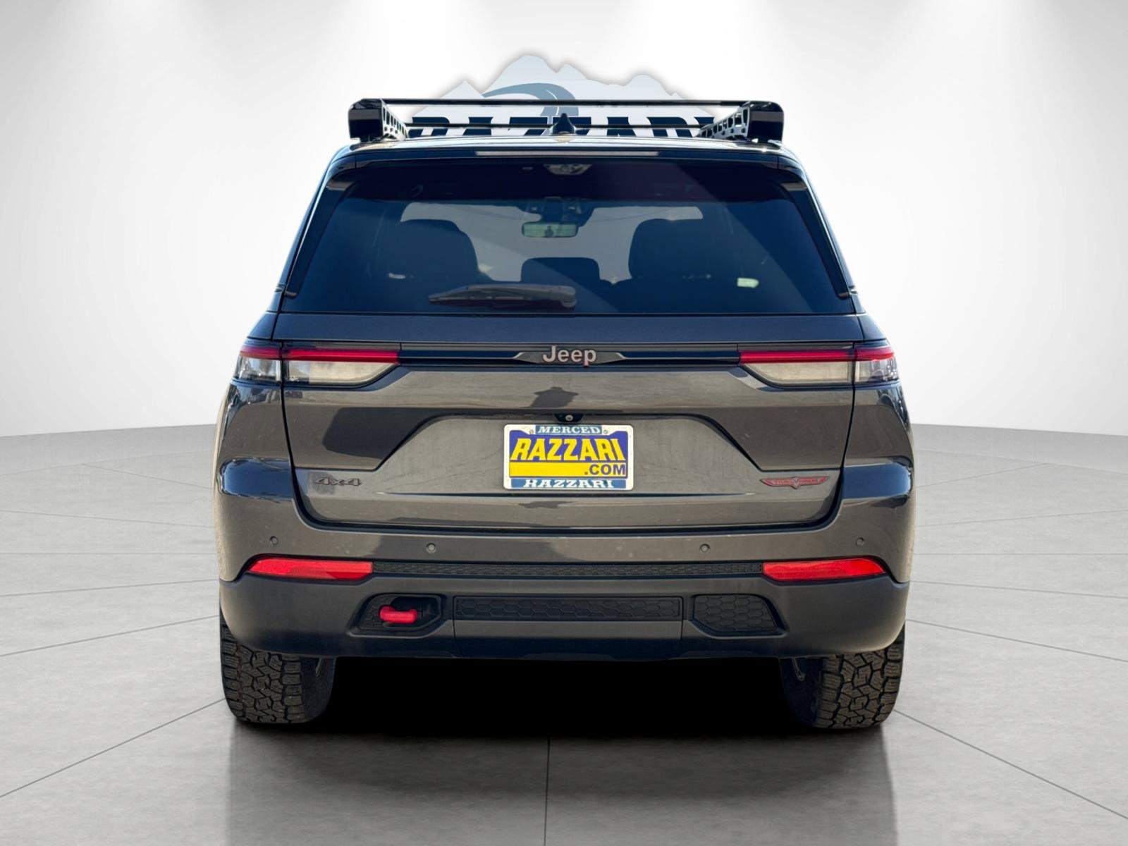 Used 2022 Jeep Grand Cherokee Trailhawk w/ ADV Protech Group II AWD/4WD image 4