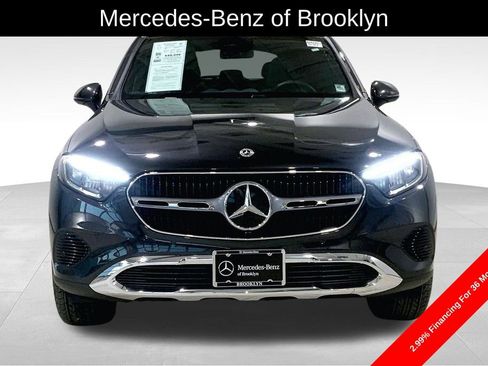 Certified 2025 Mercedes-Benz GLC 300 4MATIC image 3