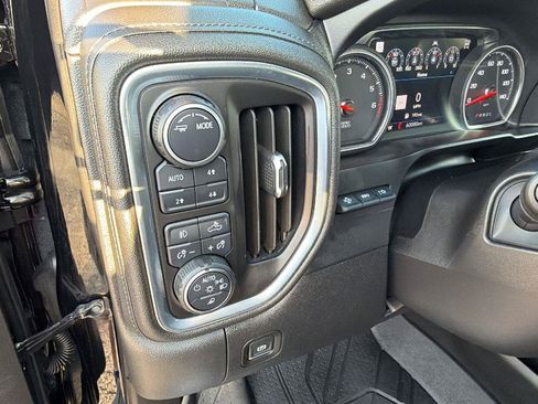 Used 2021 Chevrolet Silverado 1500 High Country w/ Technology Package AWD/4WD image 22