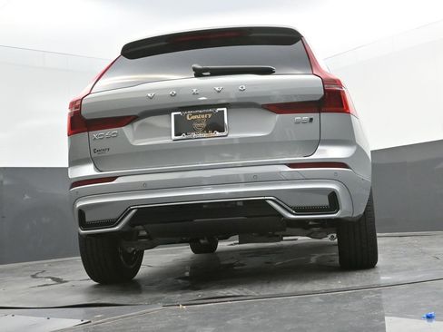 New 2026 Volvo XC60 B5 Plus w/ Protection Package Premier image 26
