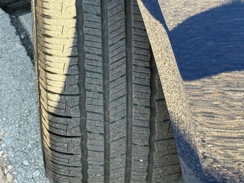 Used 2021 Tesla Model 3 Standard Range Plus image 29