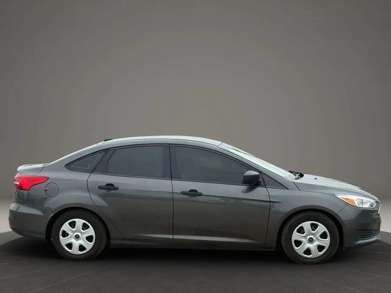 Used 2015 Ford Focus S FWD image 7