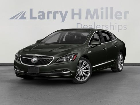 Used 2018 Buick LaCrosse Avenir image 1