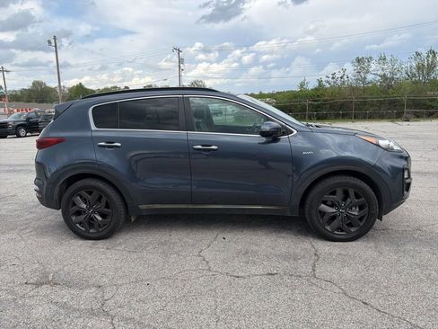 Used 2020 Kia Sportage S w/ S Sunroof Package image 4