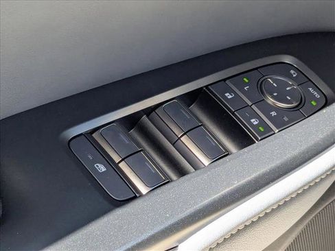 Used 2026 Lexus RZ 350e 2WD w/ Convenience Package image 15