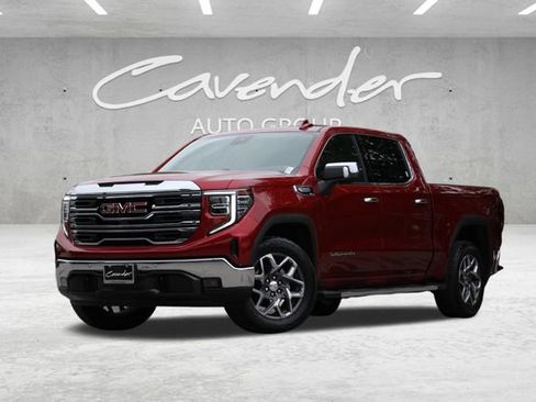 Used 2024 GMC Sierra 1500 SLT image 1