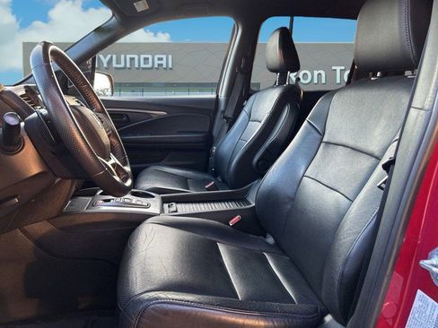 Used 2023 Honda Passport EX-L image 9