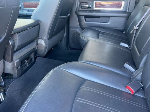 Used 2010 Dodge Ram 2500 Truck Laramie AWD/4WD image 12