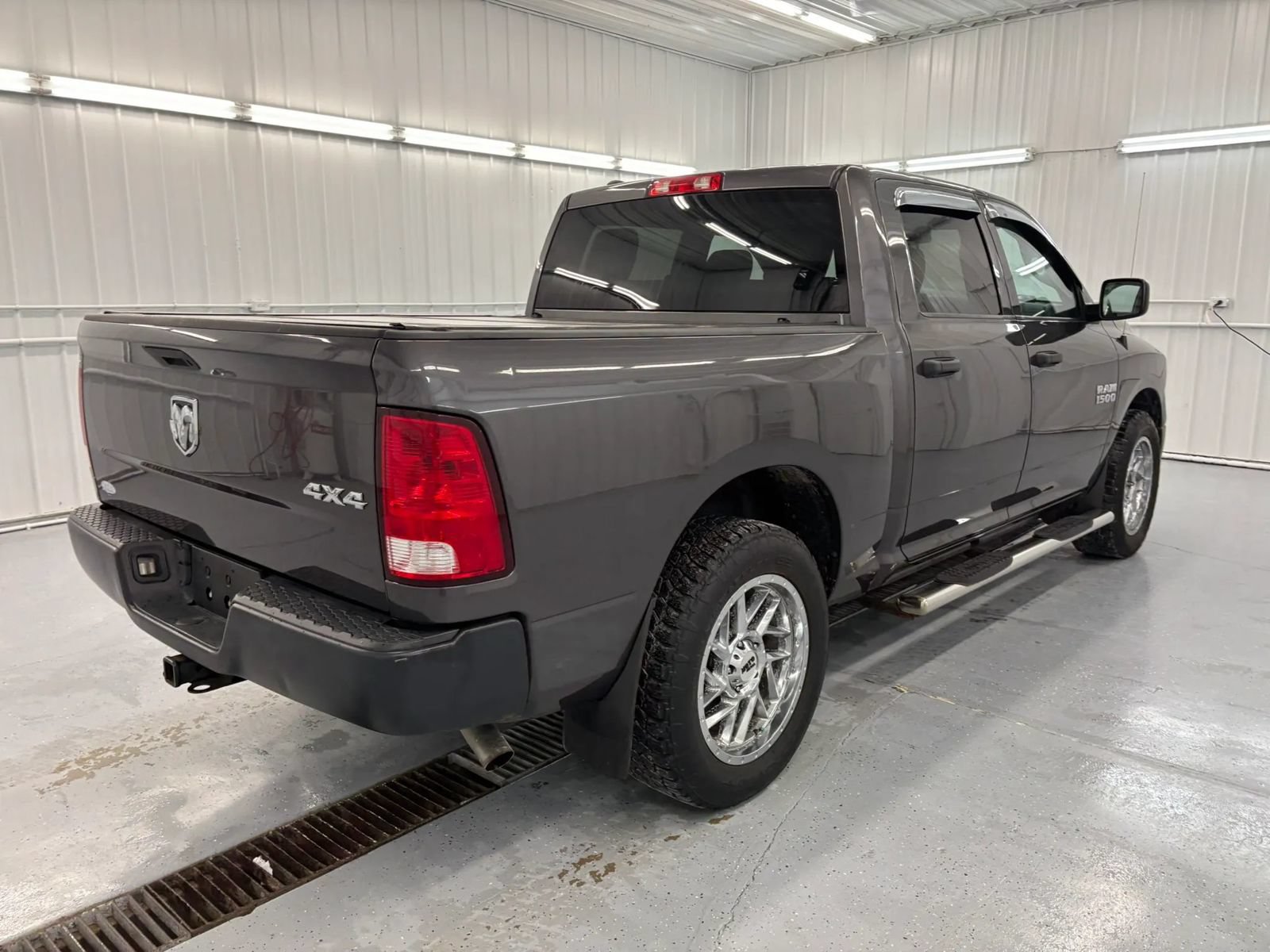 Used 2017 RAM 1500 Tradesman w/ Popular Equipment Group AWD/4WD image 6