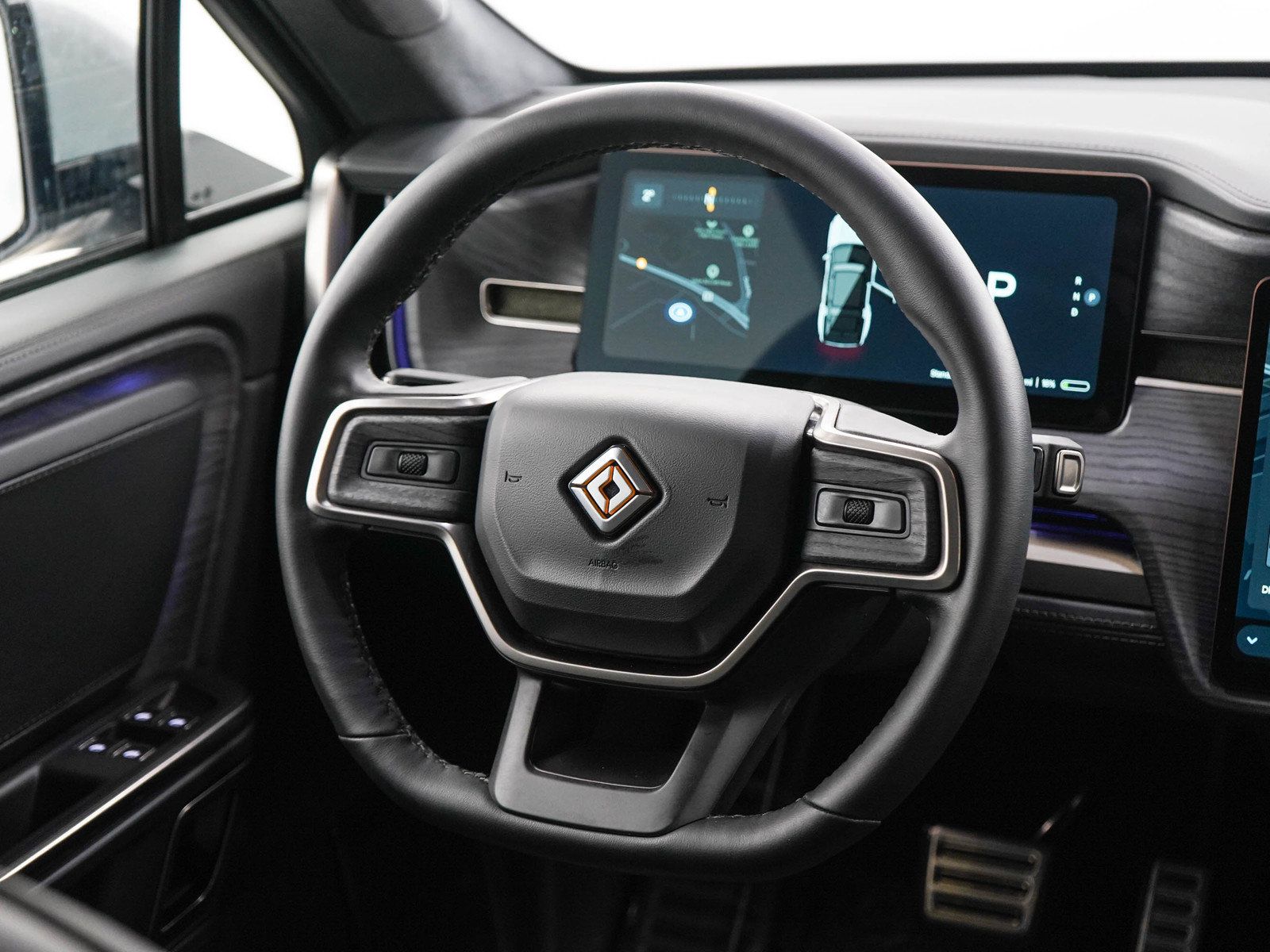Used 2024 Rivian R1S Adventure Dual AWD/4WD image 14