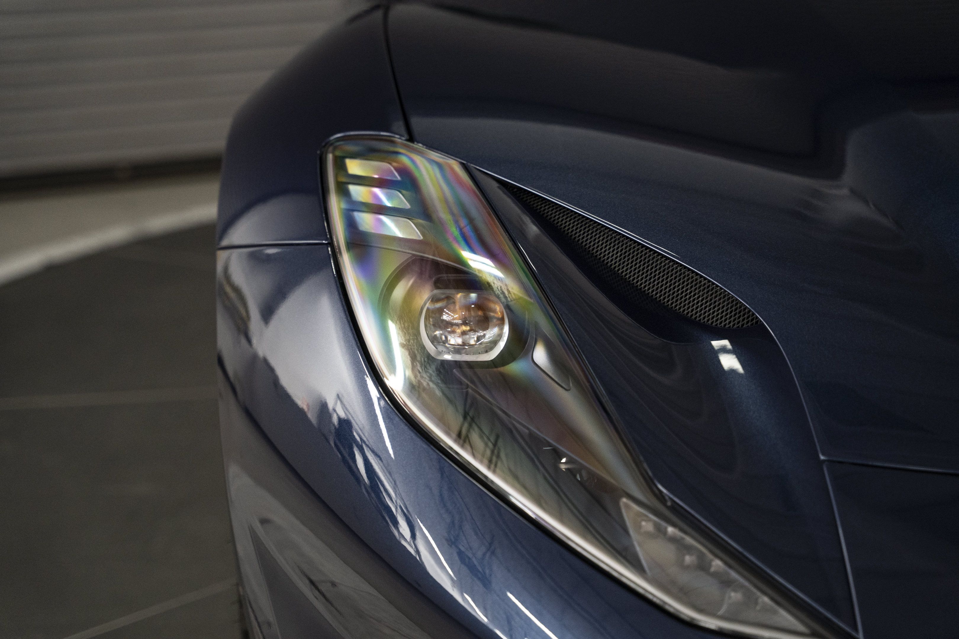 Used 2021 Ferrari 812 GTS RWD image 15