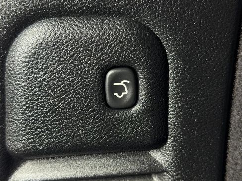 Used 2013 Dodge Durango Citadel w/ Technology Group RWD image 16