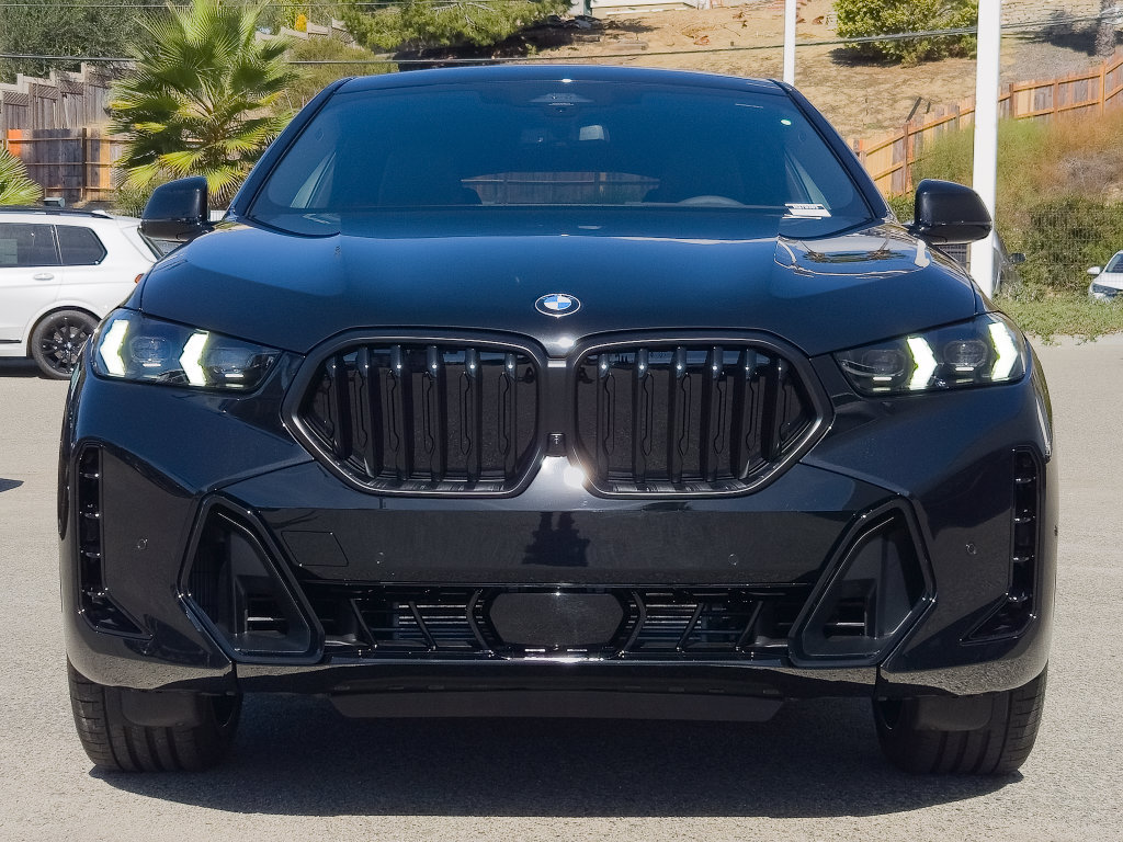 New 2027 BMW X6 xDrive40i w/ Premium Package AWD/4WD image 2