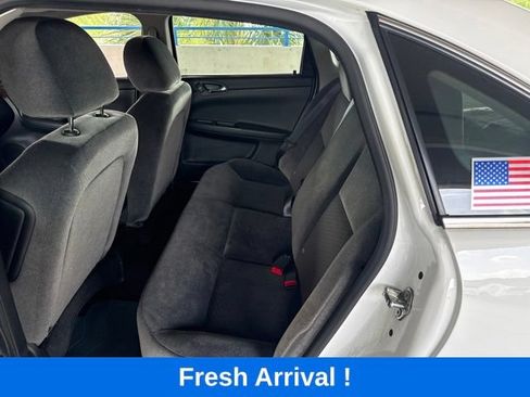 Used 2015 Chevrolet Impala Limited LS FWD image 3