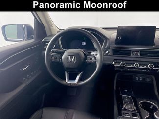 Used 2025 Honda Pilot Touring video 2