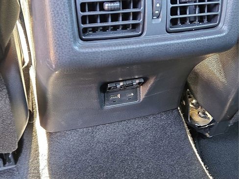 Used 2026 Toyota Camry SE w/ Convenience Package image 17