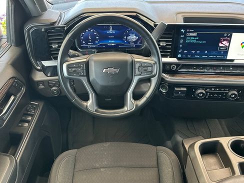 Used 2023 Chevrolet Silverado 1500 RST AWD/4WD image 13